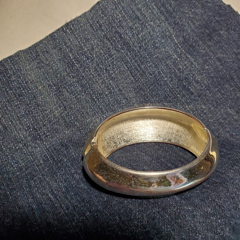 Vintage Silverplated Spring Hinge Chunky Cuff Bracelet For Small Wrist Heritage - Picture 7 of 8